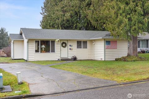 Photo of 9226 3rd Place SE, Everett, WA 98208 (MLS # 2466382)