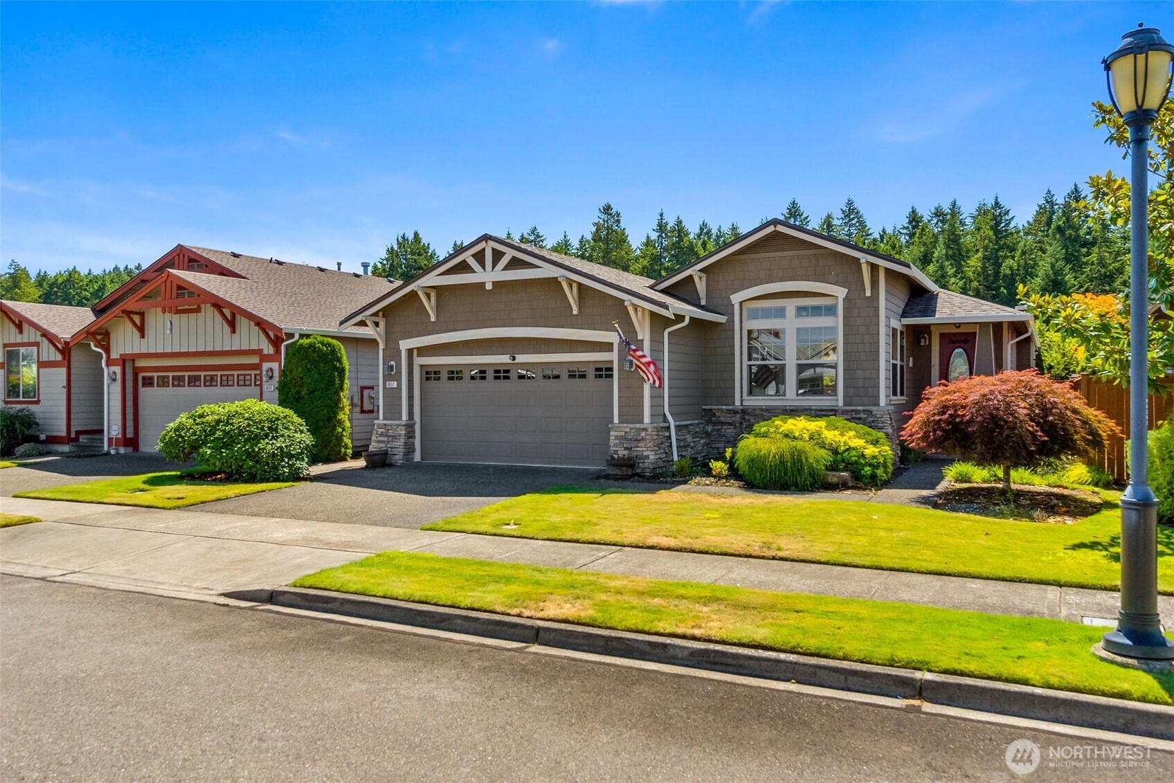 8650 Bainbridge Loop NE
