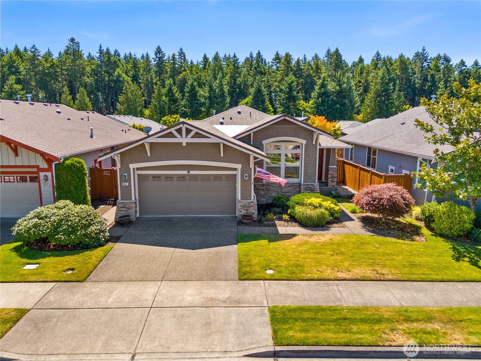 8650 Bainbridge Loop NE