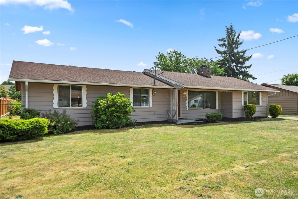 Photo of 8919 46th Drive NE, Marysville, WA 98270 (MLS # 2378983)