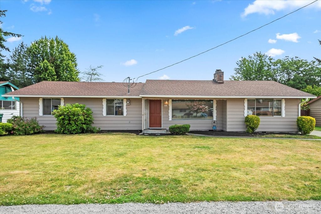Photo of 8919 46th Drive NE, Marysville, WA 98270 (MLS # 2378983)