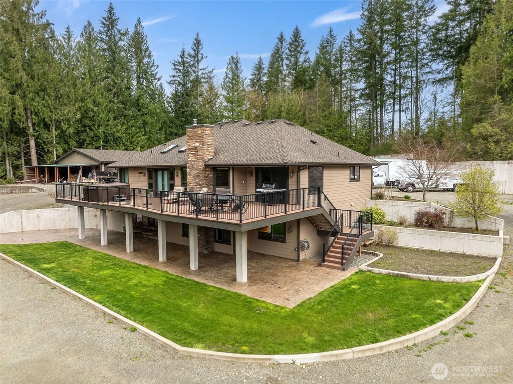 Photo of 37122 237th Place SE, Enumclaw, WA 98022 (MLS # 2303986)