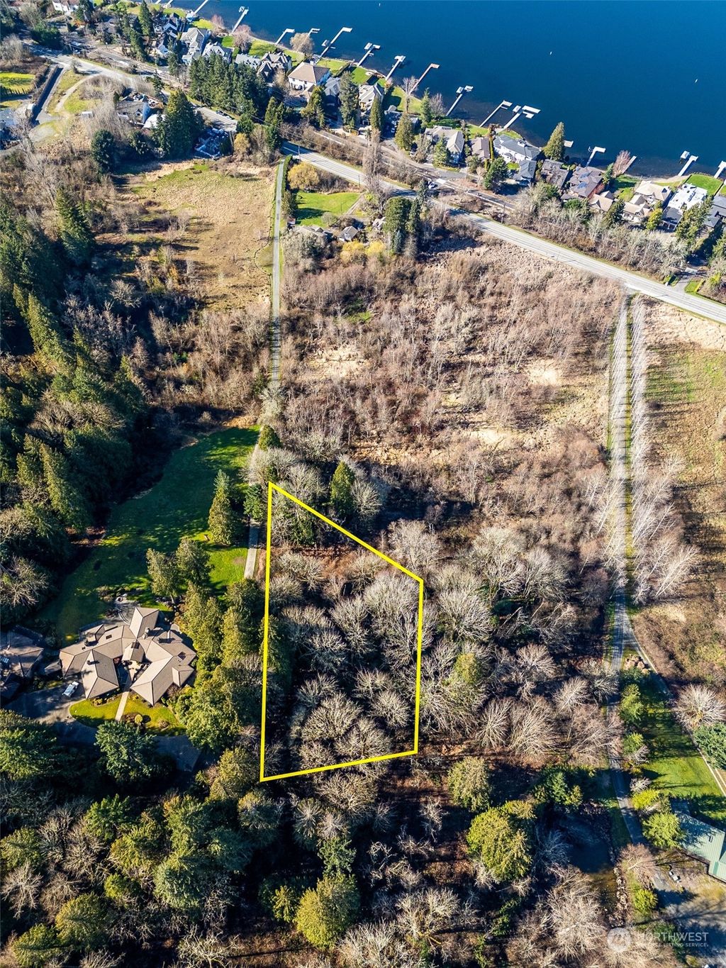 Photo of 0 E Lake Samammish Parkway SE, Issaquah, WA 98074 (MLS # 2203624)