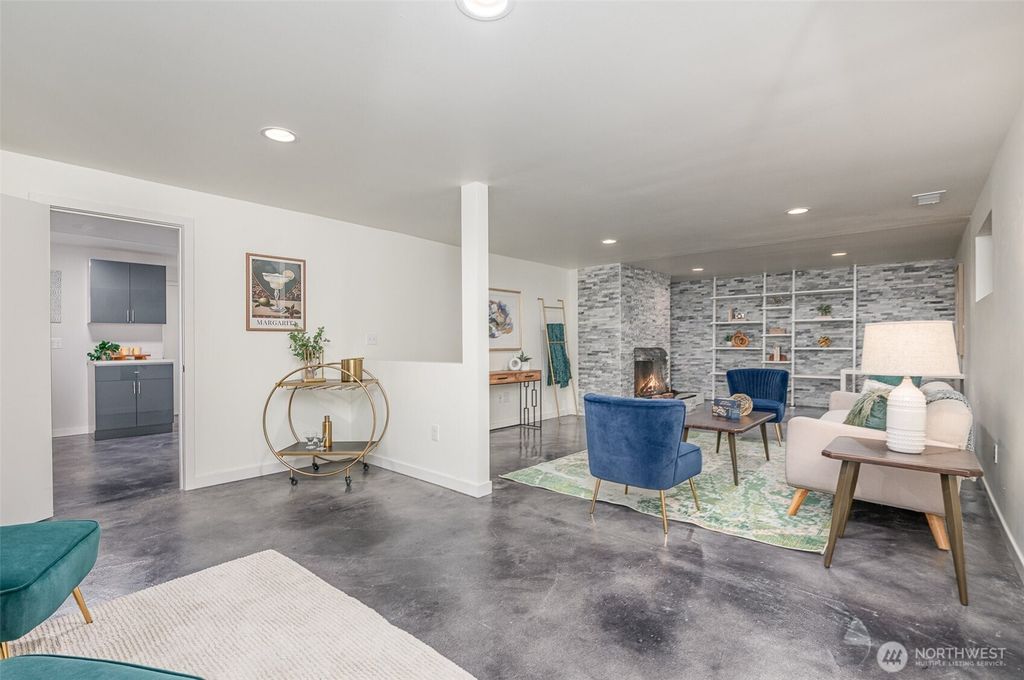 listing image 9360129007271137129