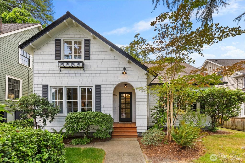 Photo of 1731 37th Avenue, Seattle, WA 98122 (MLS # 2404608)