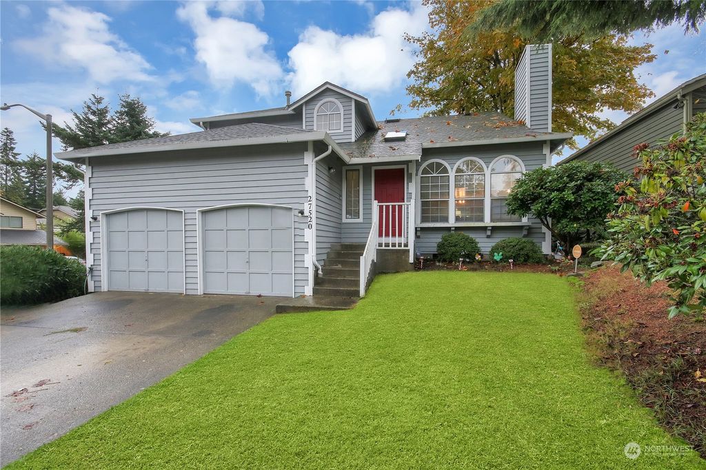 Photo of 27520 25th Drive S, Federal Way, WA 98003 (MLS # 2176191)