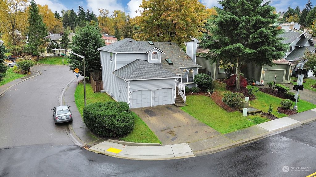 Photo of 27520 25th Drive S, Federal Way, WA 98003 (MLS # 2176191)