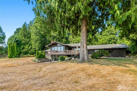 Photo of 831 E Wiser Lake Road, Lynden, WA 98264 (MLS # 2569066)