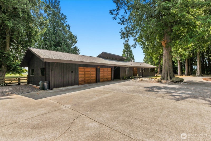 831 E Wiser Lake Road
