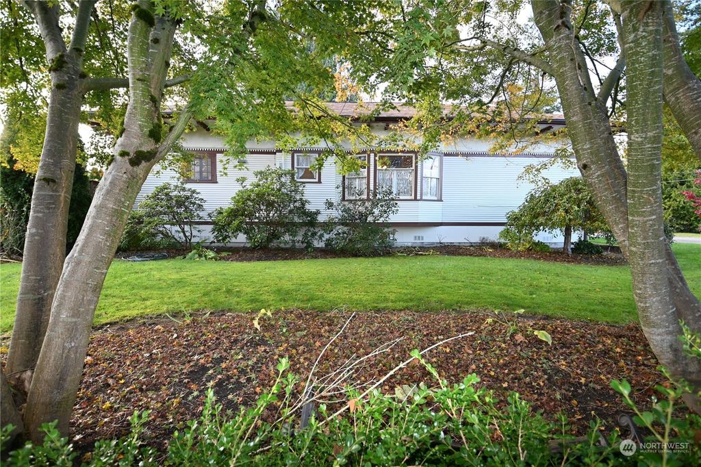 Photo of 216 Date Street, Sultan, WA 98294 (MLS # 2306648)