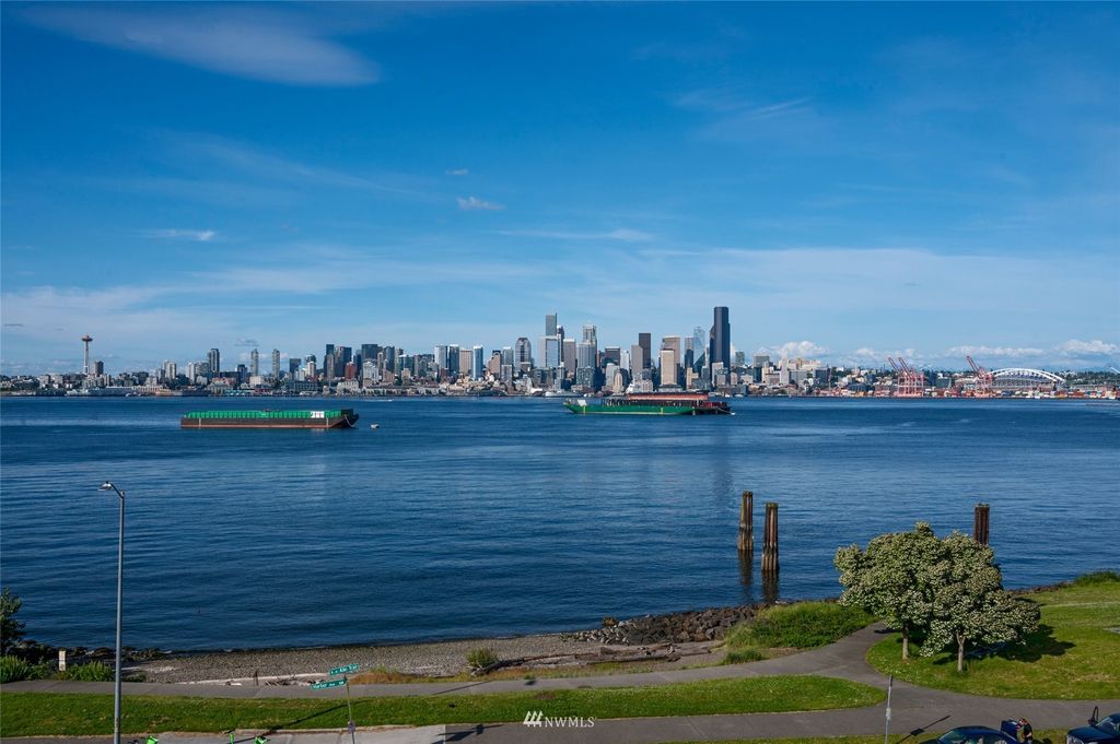Photo of 1737 Harbor Avenue SW #S-401, Seattle, WA 98126 (MLS # 1940787)