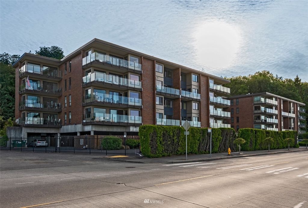 Photo of 1737 Harbor Avenue SW #S-401, Seattle, WA 98126 (MLS # 1940787)