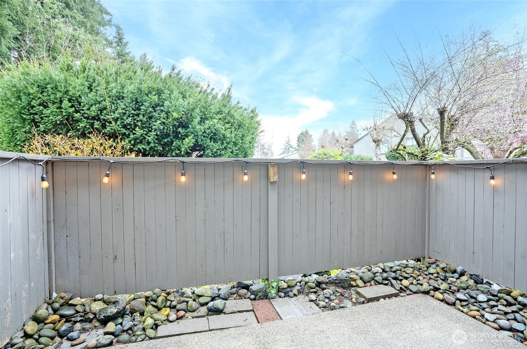 6122 N 16th Street I108