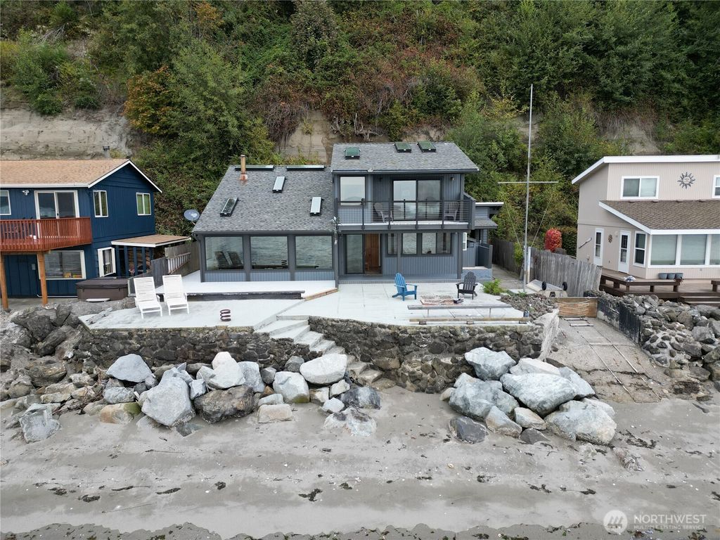 Photo of 11 H South Beach, Hat Island, WA 98206 (MLS # 2443625)