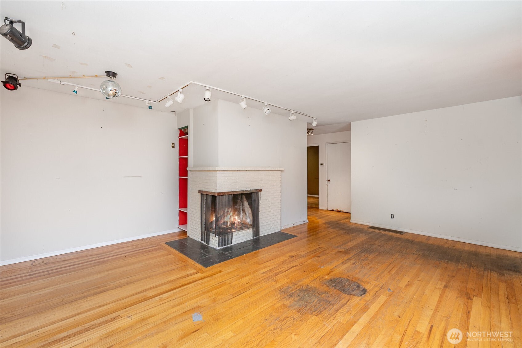 154 NE 194TH Street