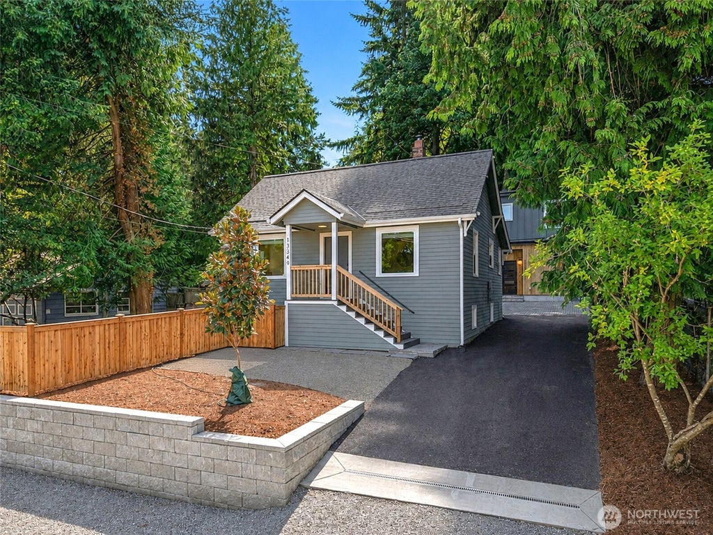 Photo of 13349 25th Avenue NE, Seattle, WA 98125 (MLS # 2553781)