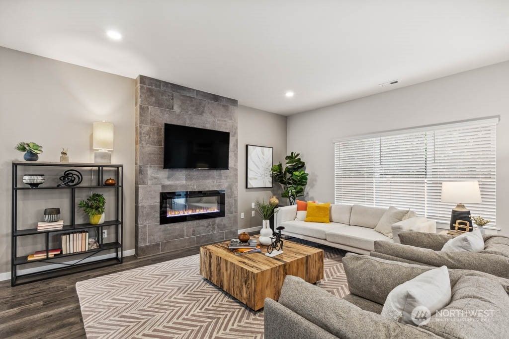 Photo of 12312 67th Park SE, Snohomish, WA 98296 (MLS # 2313279)