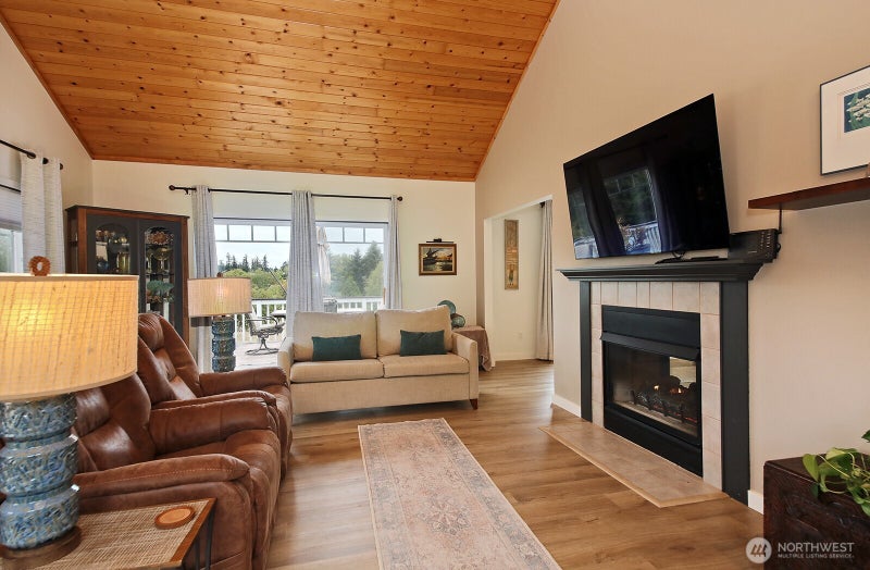 5655 Pauleina Court