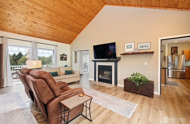 5655 Pauleina Court