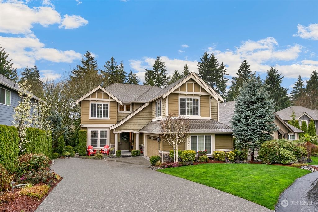 Photo of 12037 165th Place NE, Redmond, WA 98052 (MLS # 2054477)
