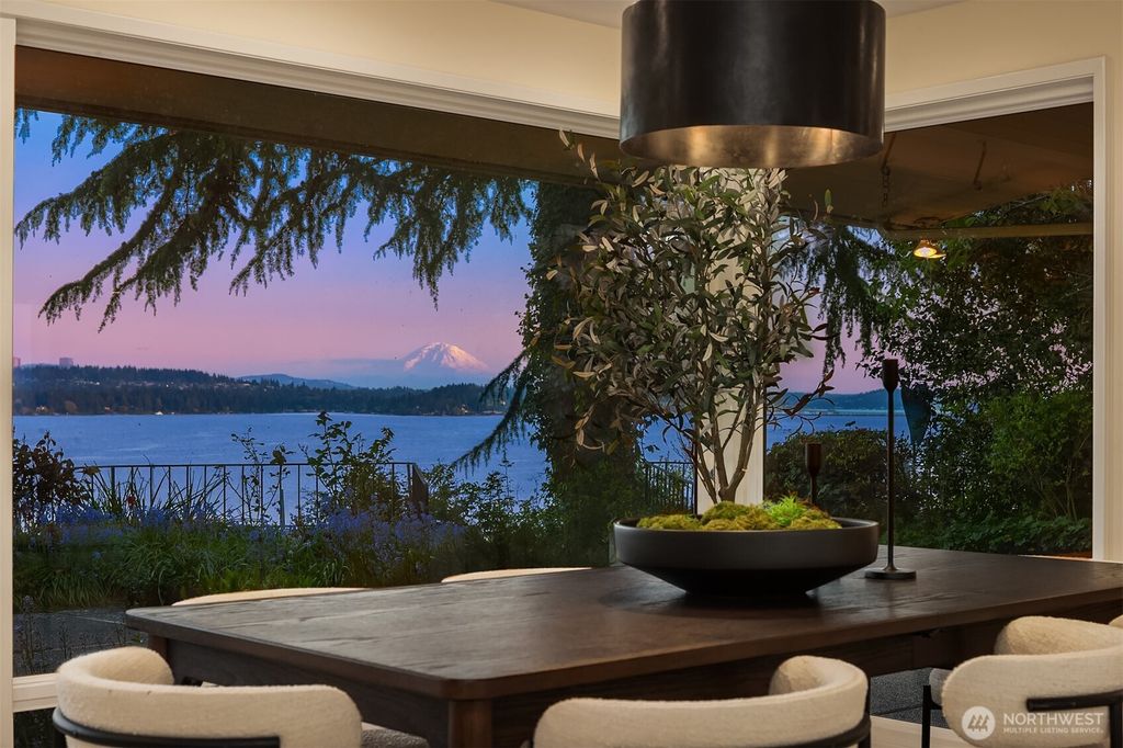 Photo of 6555 NE Windermere Road, Seattle, WA 98105 (MLS # 2490731)