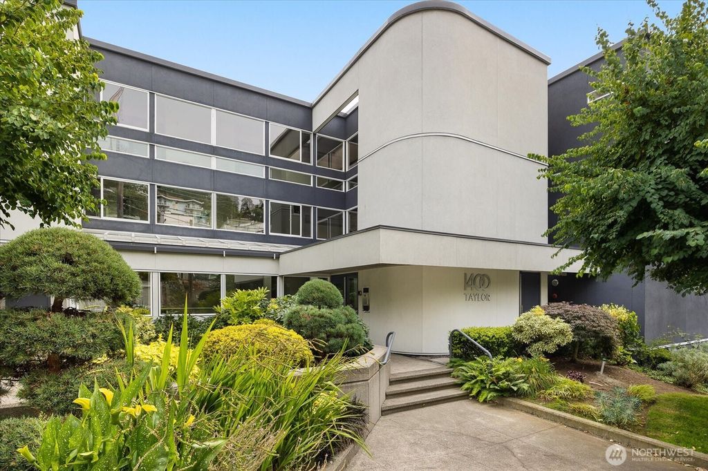 Photo of 1400 Taylor Avenue N #405, Seattle, WA 98109 (MLS # 2336559)