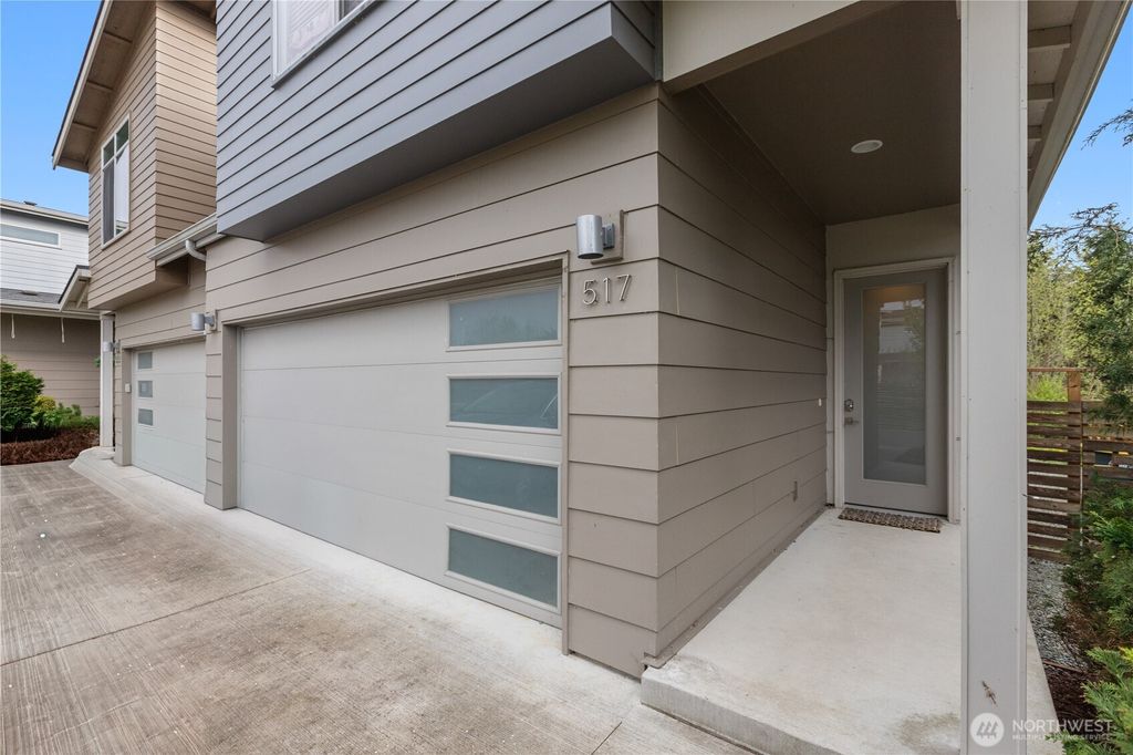 Photo of 517 Spring Vista Place, Bellingham, WA 98226 (MLS # 2508042)