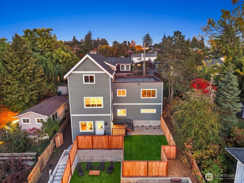5812 57th Avenue NE