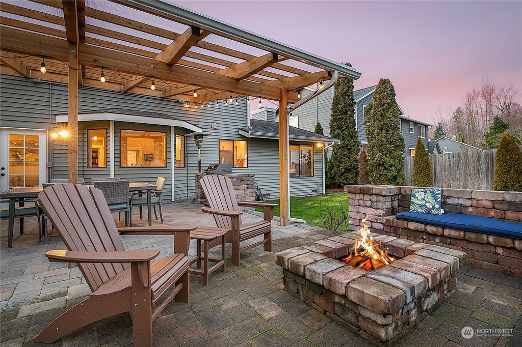 Photo of 23405 12th Place W, Bothell, WA 98021 (MLS # 2034504)