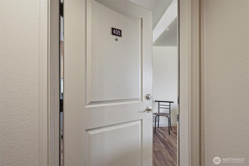 Photo of 3045 20th Avenue W #405, Seattle, WA 98199 (MLS # 2361391)