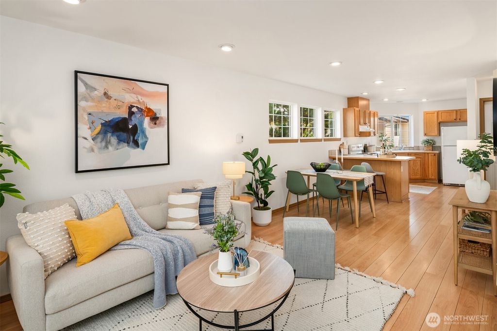 Photo of 1231 NE 135th Street #D, Seattle, WA 98125 (MLS # 2426378)