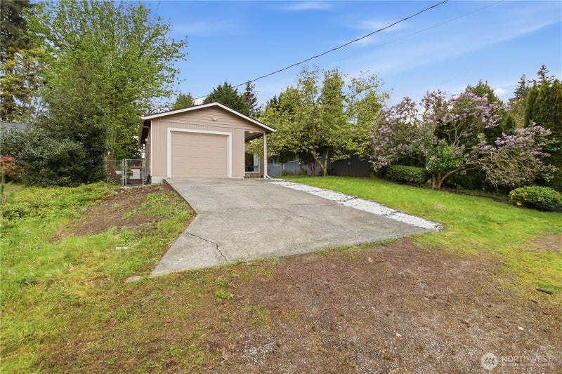 13033 31st Ave NE