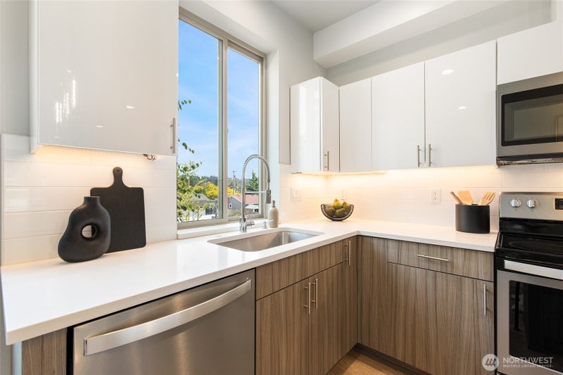 7628 222nd Street SW c4