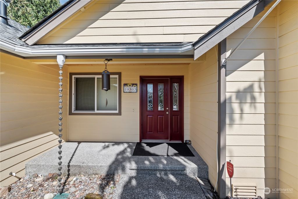 Photo of 19303 84th Avenue NE, Arlington, WA 98223 (MLS # 2053564)