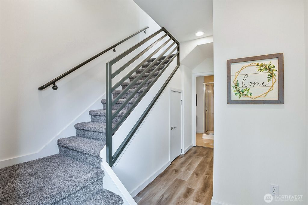 Photo of 1214 N Northgate Way, Seattle, WA 98133 (MLS # 2392961)