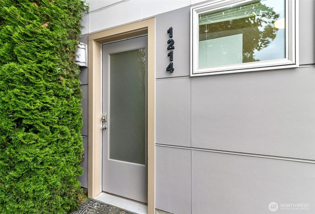 Photo of 1214 N Northgate Way, Seattle, WA 98133 (MLS # 2392961)