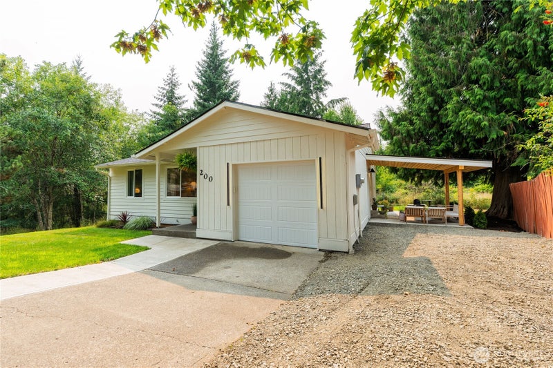 200 Saint Helens Way