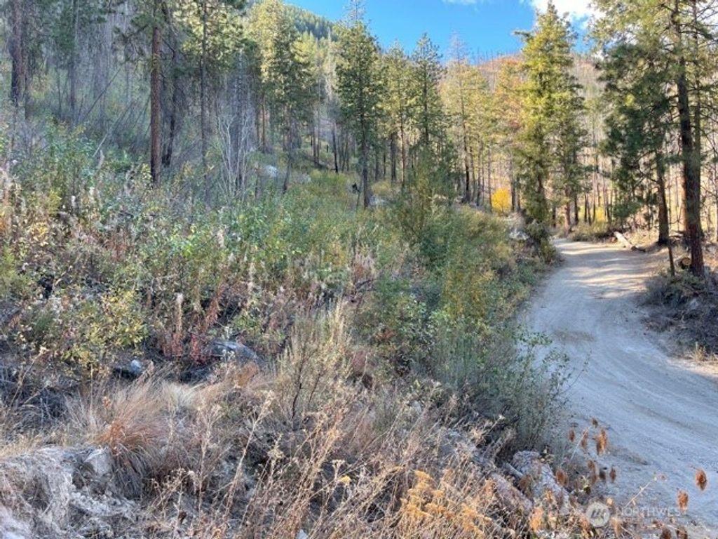 Photo of 1 C S. Lakeshore Rd., Chelan, WA 98816 (MLS # 2480868)