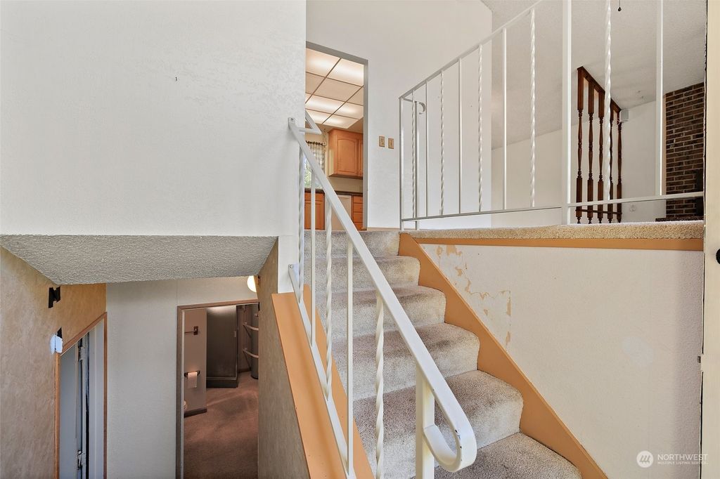 Photo of 19610 32nd Avenue NE, Lake Forest Park, WA 98155 (MLS # 2241478)