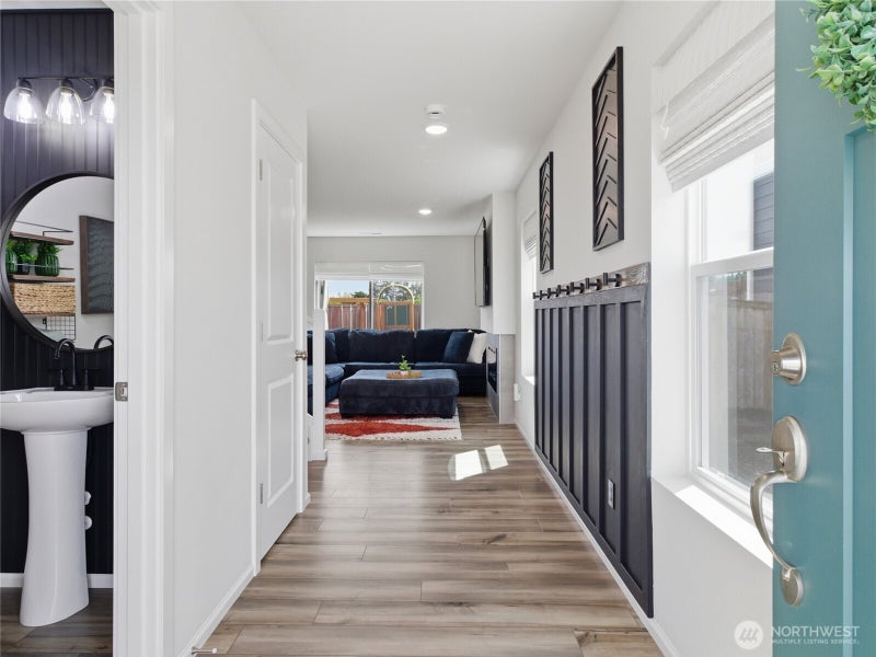 15069 Iverson Loop SE