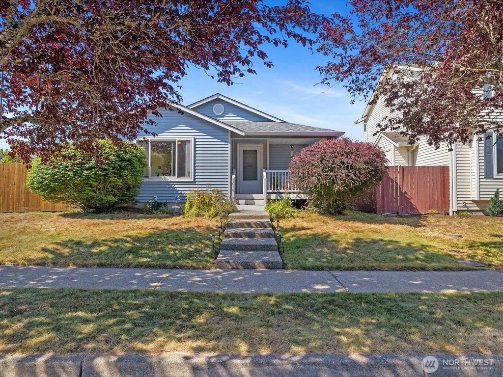 Photo of 1019 Yew Avenue, Sultan, WA 98294 (MLS # 2411707)