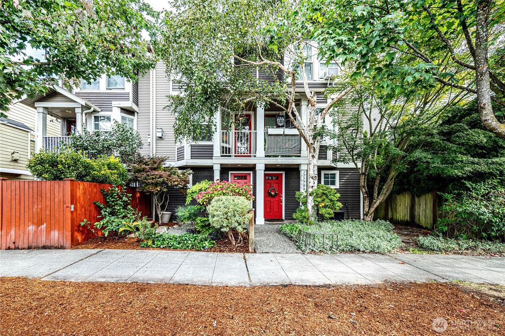 Photo of 11720 Greenwood Avenue N #A, Seattle, WA 98133 (MLS # 2438940)