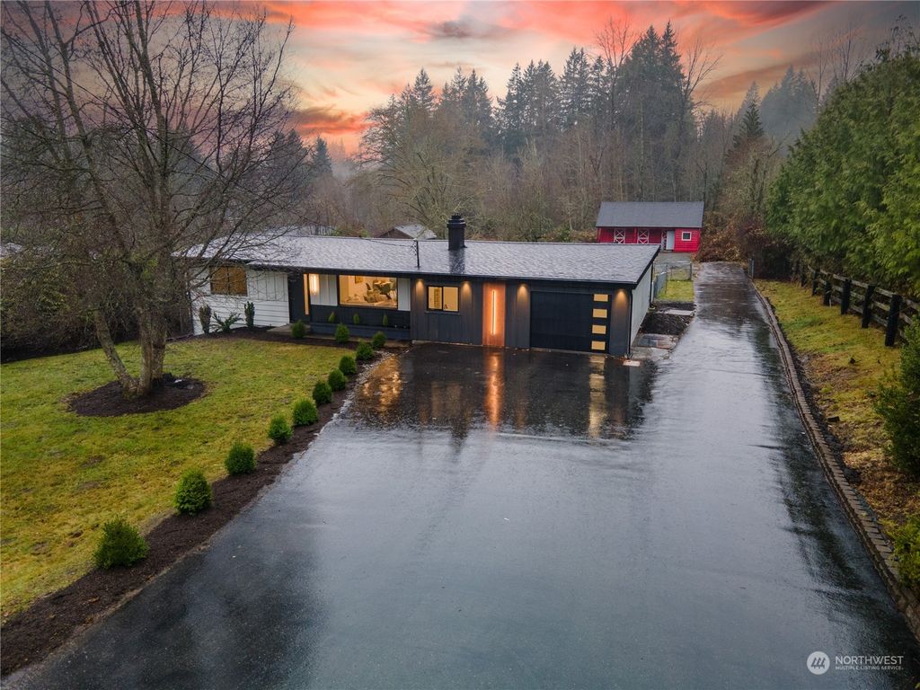 Photo of 23033 192nd Avenue SE, Renton, WA 98058 (MLS # 2184122)