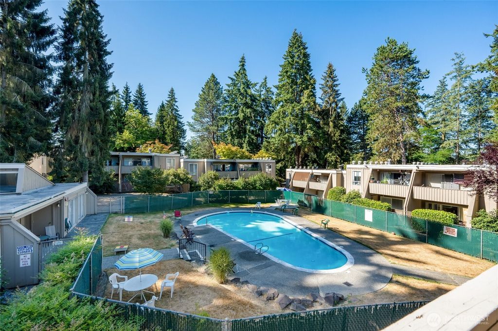 Photo of 4811 180th Street SW #D202, Lynnwood, WA 98037 (MLS # 2414887)