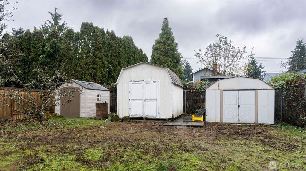 Photo of 928 N 98th Street, Seattle, WA 98103 (MLS # 2458465)