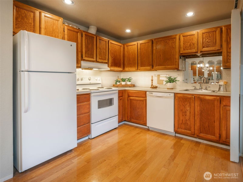 928 N 98th Street