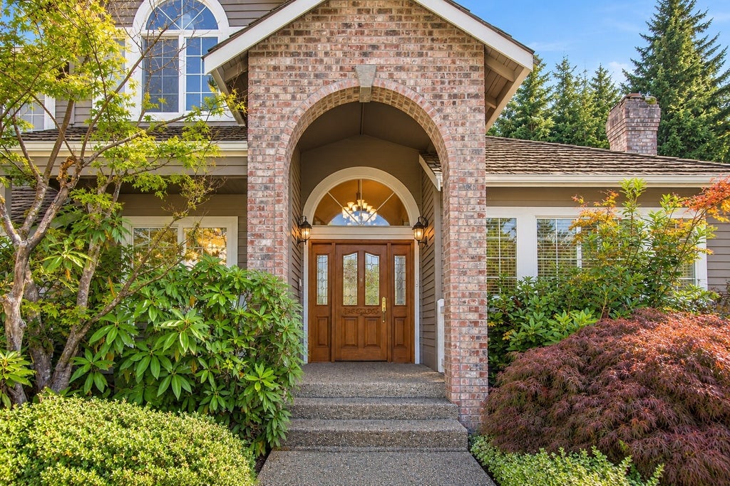 Photo of 1717 Brookmonte Drive SE, Puyallup, WA 98372 (MLS # 2595038)