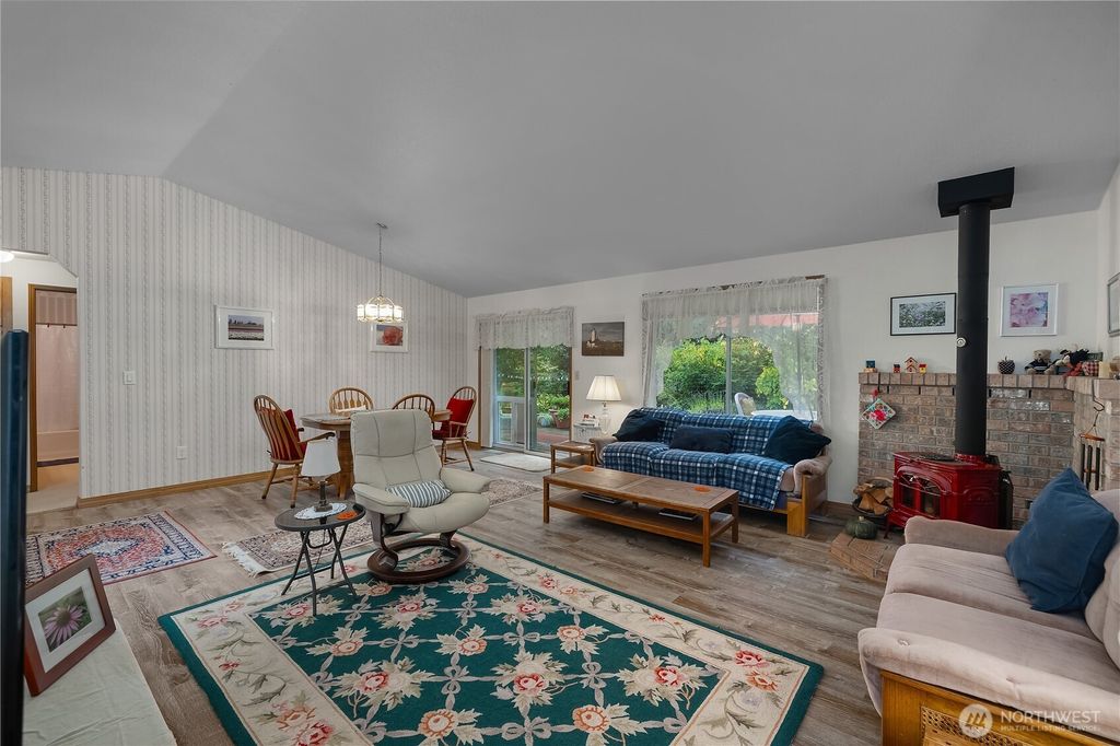 Photo of 5505 Oyster Bay Road NW, Olympia, WA 98502 (MLS # 2458030)