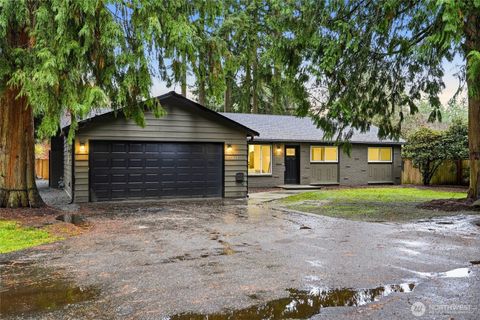 Photo of 13417 Meridian Place W, Everett, WA 98208 (MLS # 2462926)
