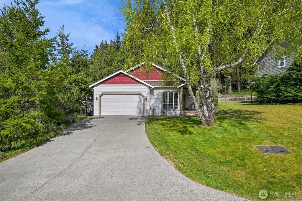 Photo of 2611 16th Street, Bellingham, WA 98229 (MLS # 2509729)